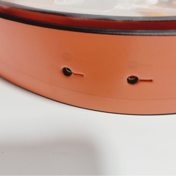 NWT Valentino by Mario Valentino Sunset Leather Guisy Logo Belt - Rare Orange - Picture 6 of 9